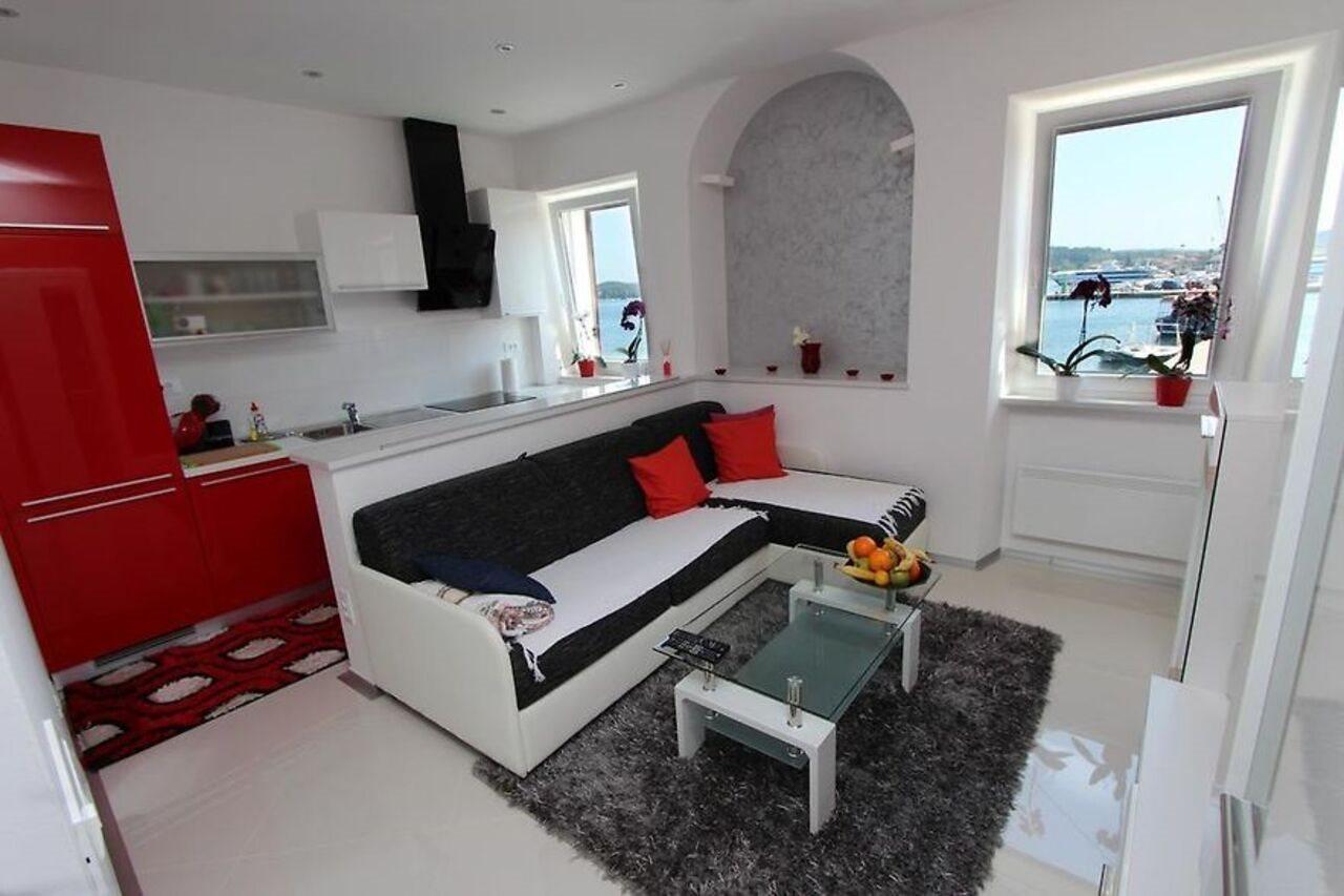Apartment Edi Ровинь Экстерьер фото